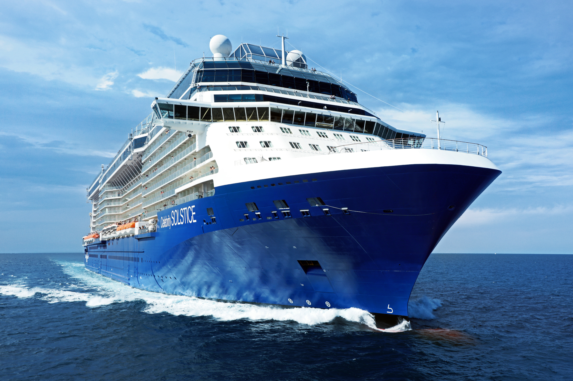 MyCruise Celebrity-Cruises Solstice Offentlige-arealer Luftfoto6